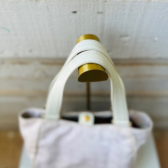 CHANEL travel line shoulder bag - Picture 8 of 17